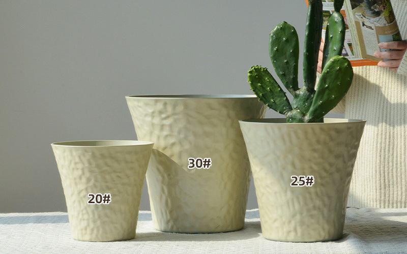 Luna Straight Cloudstone Planter - L